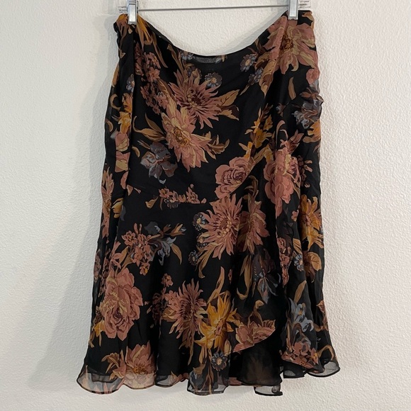 NWT Vintage Lauren Ralph Lauren 100% Silk Floral Print Midi Skirt Womens 14 Y2K. - Picture 1 of 10